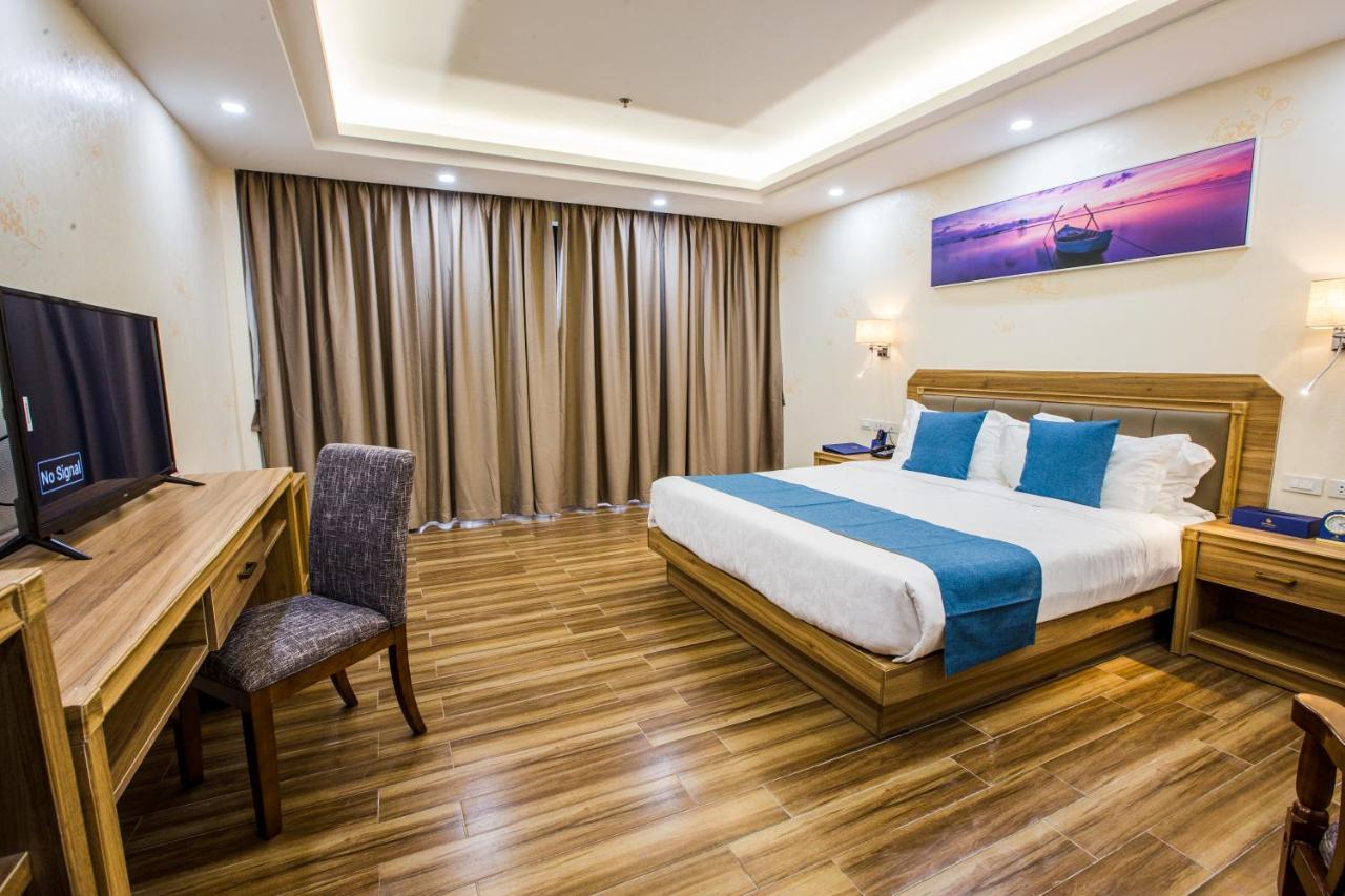Costa Palawan Resort Puerto Princesa Εξωτερικό φωτογραφία