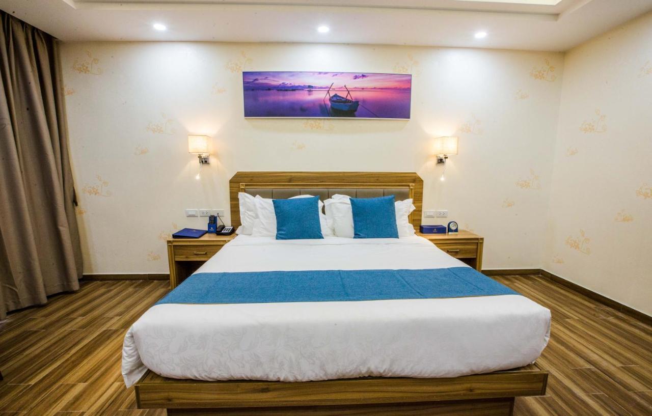 Costa Palawan Resort Puerto Princesa Εξωτερικό φωτογραφία